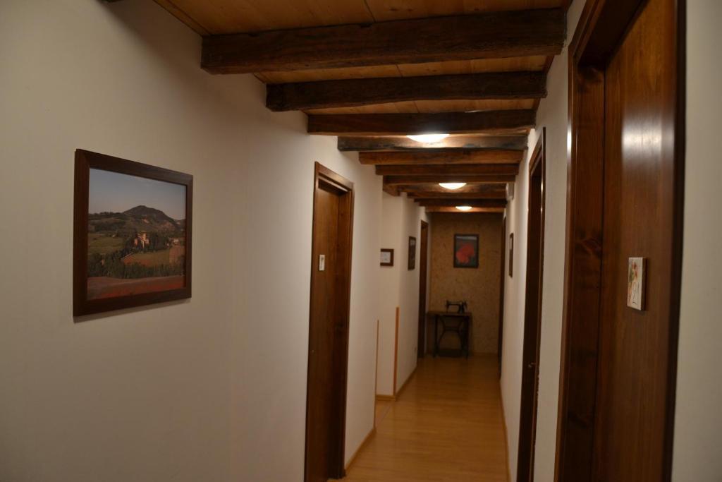 Agriturismo Torrazzetta Casteggio Rum bild